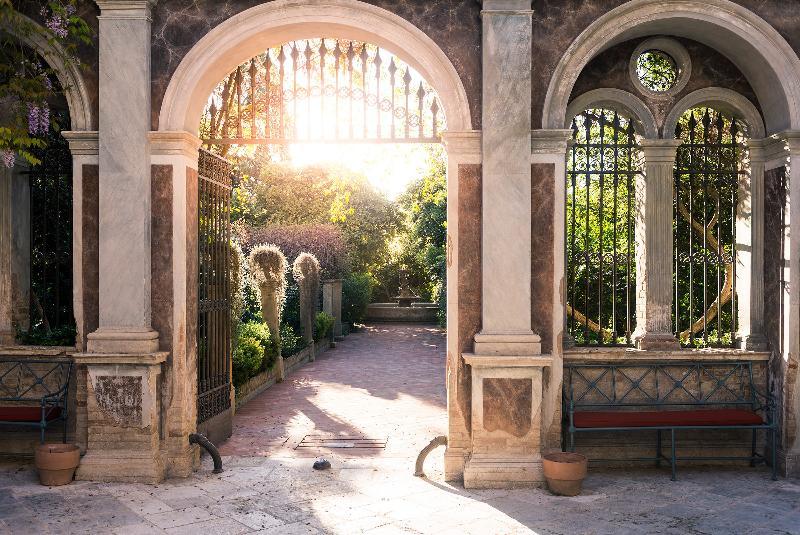 Palazzo Margherita Bernalda Exterior foto